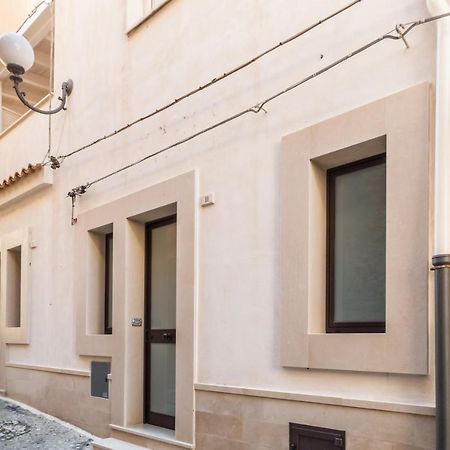 The Bell Apartment Comiso Exterior photo